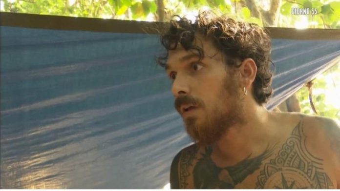 Isola dei Famosi 2021, Andrea Cerioli VS Francesca Lodo. Roberto Ciufoli infrange il regolamento | Video Mediaset Cerioli vs Lodo