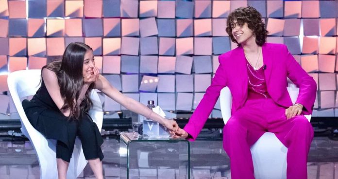 Giulia e Sangiovanni a Verissimo: fra amore e carriera post Amici 20 | Video Mediaset Giulia e Sangiovanni a Verissimo