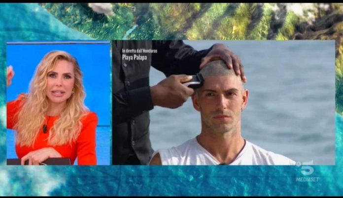Isola dei Famosi 2021: Ignazio Moser accetta di tagliare barba e capelli per la ricompensa | Video Mediaset Ignazio rasato