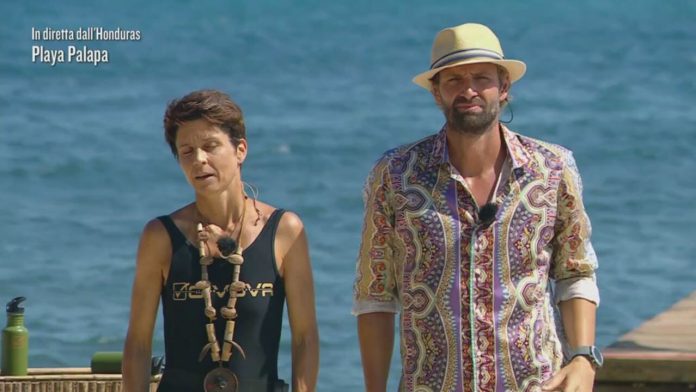 Isola dei Famosi 2021: Isolde Kostner sceglie chi mandare a rischio nomination | Video Mediaset Isolde e la sua scelta