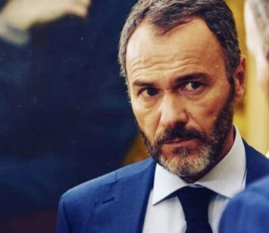 Vincenzo Malinconico, intervista esclusiva a Massimiliano Gallo: “Sull’omosessualità bisogna ancora fare dei passi avanti” Massimiliano Gallo, Vincenzo Malinconico, avvocato