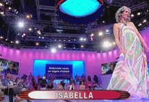 Uomini e Donne, la sfilata di Isabella: le critiche di Gemma, ma Tina… | Video Witty Tv isabella sfilata a Uomini e Donne