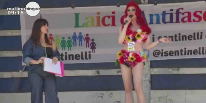 Mattino 5, manifestazione per il DDL Zan a Milano: in migliaia nonostante la pandemia | Video Mediaset manifestazione DDL Zan a Milano