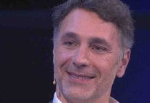 Raoul Bova si racconta a Felicissima Sera: il cinema, il successo e… | Video Mediaset Raoul Bova a Felicissima Sera