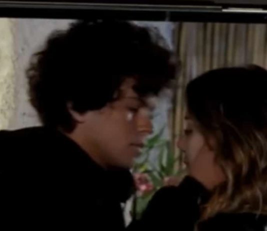 Temptation Island 2021, il tradimento: Tommaso bacia la tentatrice Giulia | Video Witty Tv Temptation Island 2021 tradimento