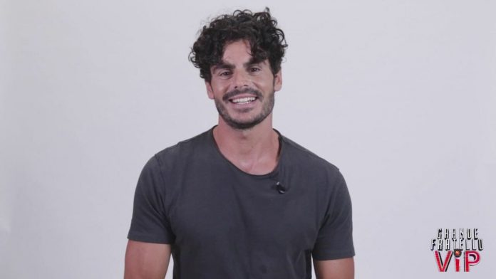 Andrea Casalino chi è? Perchè entra nella Casa del GF Vip? Intervista e Ingresso | Video Mediaset Andrea Casalino GF Vip