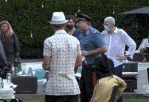 Scherzo a Mario Giordano, conduttore di “Fuori dal Coro” a Scherzi a Parte 2021 | Video Mediaset Mario Giordano scherzo