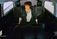 Scherzo in diretta a Orietta Berti a Scherzi a Parte 2021 | Video Mediaset Scherzo Orietta Berti