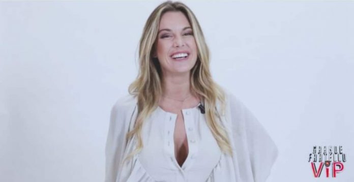 Sophie Codegoni chi è? Perchè entra nella Casa del GF Vip? Intervista e Ingresso | Video Mediaset Sophie Codegoni GF Vip 6
