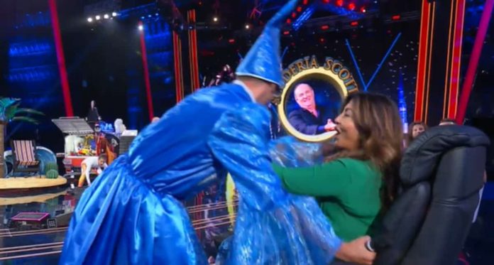 Tu si que vales 2021, Antonio Avitto il ‘cantorsionista’, rischia di rubare un bacio a Sabrina Ferilli | Video Witty Tv Tu si que vales 2021 Antonio Avitto