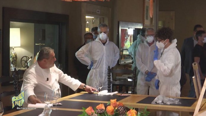 Scherzo a Gianfranco Vissani a Scherzi a Parte 2021 | Video Mediaset Vissani scherzo