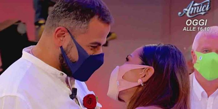 Uomini e Donne, Ida e Marcello si lasciano ancora: “Non sei stata un tentativo, io ci credevo proprio” | Video Witty Tv Ida e Marcello a Uomini e Donne