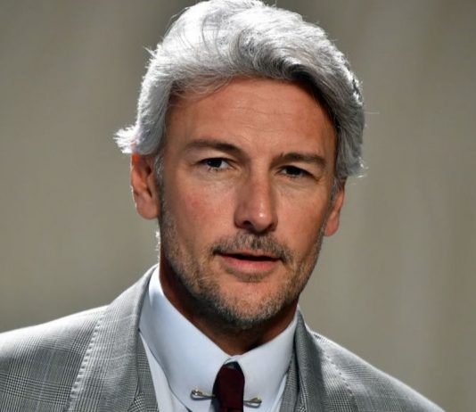 Intervista esclusiva a Roberto Farnesi: “Umberto Guarnieri tornerà ad essere un uomo d’affari cinico e ambizioso” Roberto Farnesi