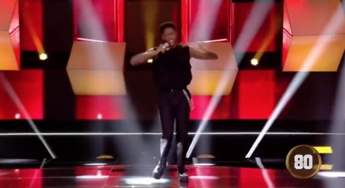 Samir Abass, concorrente di All Together Now: chi è, presentazione e esibizione di “Earth song” | Video Mediaset All Together Now Samir Abass