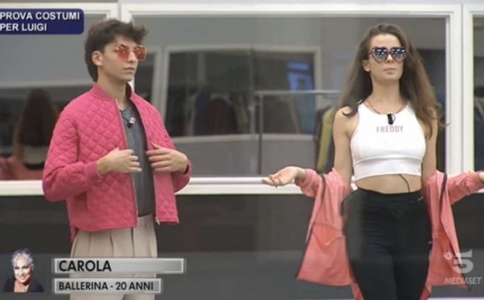 Carola e Luigi ad Amici 21: le parole di Maria De Filippi e la canzone della Carrà | Video Witty Tv Carola e Luigi Amici 21