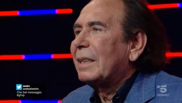 Il “coming out” inaspettato di Giucas Casella al GF Vip: “Ho fatto sesso anche con un uomo” | Video Mediaset Giucas Casella