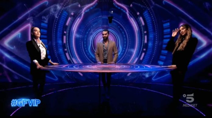 Grande Fratello Vip, Gianmaria finalmente sceglie tra Soleil e Sophie | Video Mediaset Il triangolo al GF Vip