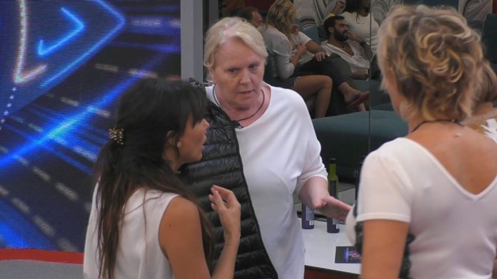 GF Vip, Katia Ricciarelli VS Miriana Trevisan: “L’unica che qui dice la verità sono io!” | Video Mediaset Katia Vs Miriana