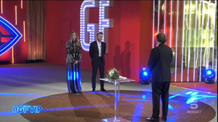 GF Vip, proposta di matrimonio in diretta: Mirko chiede la mano di Guenda al padre Amedeo Goria | Video Mediaset Matrimonio