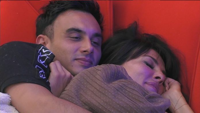 GF Vip, Nicola e Miriana sempre più vicini e complici: amici o innamorati? | Video Mediaset Nicola e Miriana