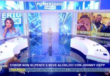 Pomeriggio 5, paura e vetri in studio: ‘scoppiano’ i tavoli degli analisti | Video Mediaset Pomeriggio 5 vetri rotti