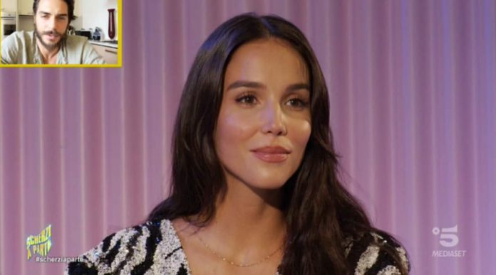 Scherzo a Paola di Benedetto a Scherzi a Parte 2021 | Video Mediaset Scherzo Paola di Benedetto