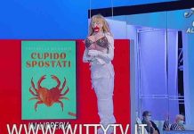Uomini e Donne, Tina presenta la mummia aerea, ma Gemma… | Video Witty Tv mummia aerea a Uomini e Donne
