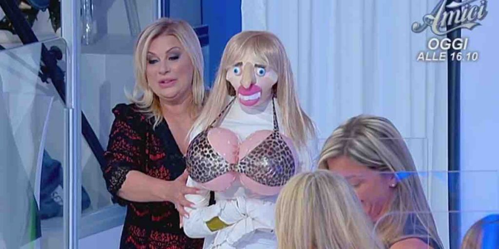 tina e la mummia rifatta