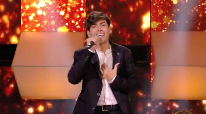 Vincenzo Cantiello ottiene 100 dal muro di All Together Now con “Don’t let the sun go down on me” | Video Mediaset All Together Now Vincenzo Cantiello