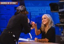 Amici 21, Albe regala una rosa ad Alessandra Celentano per addolcirla | Video Witty Tv Amici 21 Albe