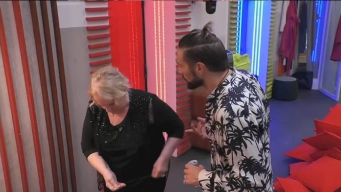 GF Vip, Katia Ricciarelli VS Alex Belli, è lite tra i due: “Ci vuole rispetto per la musica” | Video Mediaset Belli - Ricciarelli