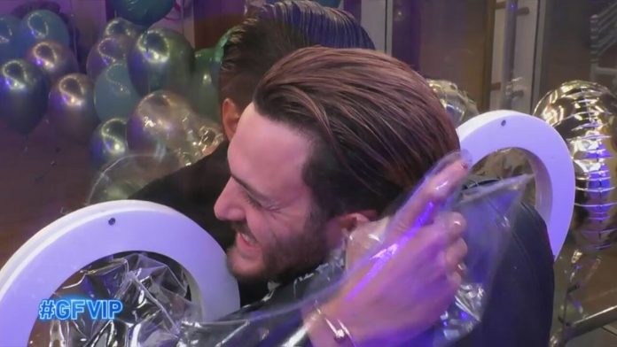 GF Vip, Alex Belli dopo il confronto della moglie Delia con Soleil, arriva Mirko suo testimone di nozze | Video Mediaset Belli e testimone di nozze