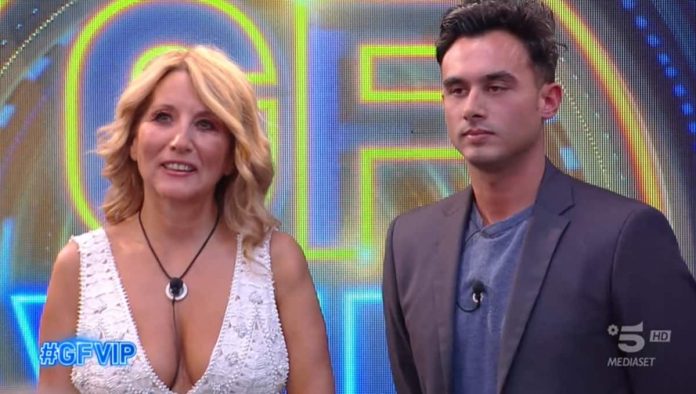Grande Fratello Vip, chi è uscito ieri sera venerdì 5 novembre? Eliminata Jo Squillo | Video Mediaset Eliminato 5 novembre