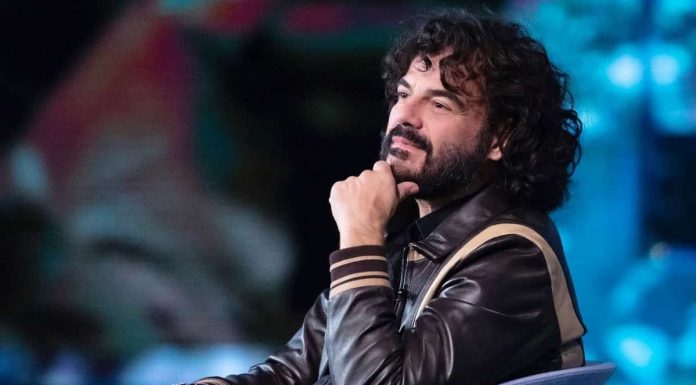 Francesco Renga a Verissimo: “Con Ambra siamo una famiglia allargata” | Video Mediaset Francesco Renga a Verissimo