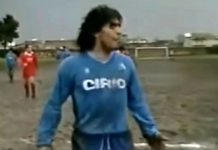 “La partita nel fango – Un giorno nella vita di Maradona”, la storica partita ad Acerra: quando in TV e su che canale | VIDEO La partita nel fango - Un giorno nella vita di Maradona