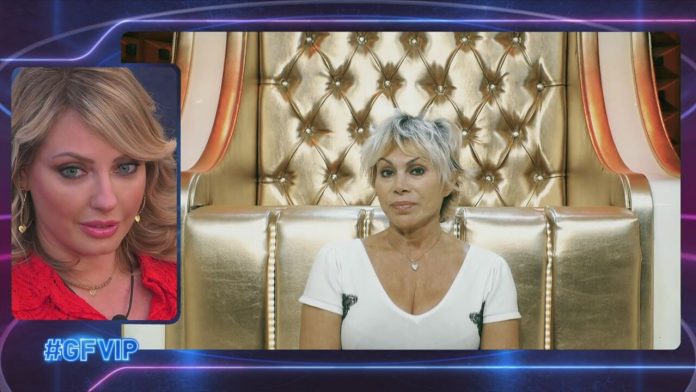 GF Vip, Manila Nazzaro e Carmen Russo ai ferri corti: “Ha difficoltà a dire le cose in faccia” | Video Mediaset Manila Vs Carmen