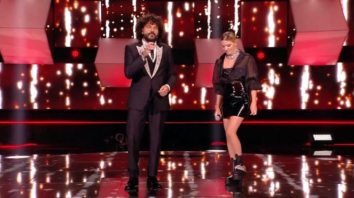 All Together Now, Carola Campagna duetta con Francesco Renga sulle note di “Sicily” | Video Mediaset All Together Now