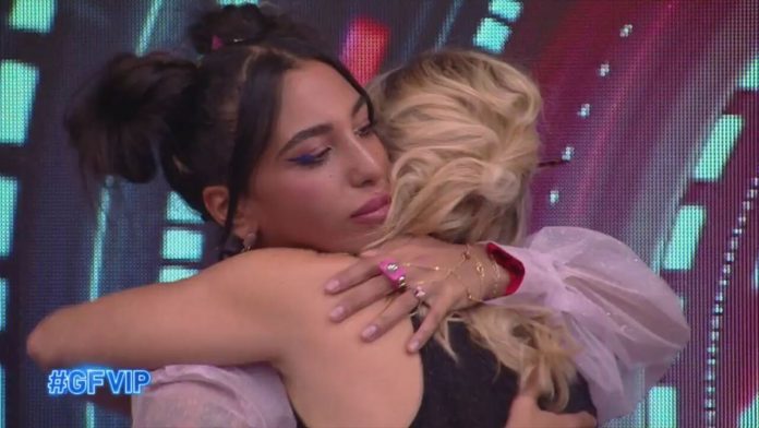 Grande Fratello Vip, chi è uscito ieri sera lunedì 6 dicembre? Eliminata Patrizia Pellegrino | Video Mediaset Eliminata Patrizia Pellegrino