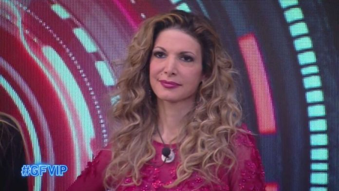 Grande Fratello Vip, chi è uscito ieri sera lunedì 13 dicembre? Eliminata Maria Monsè | Video Mediaset Maria eliminata