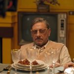 Ascolti tv di martedì 14 dicembre 2021: Sabato, domenica e lunedì (15.4%), 10 giorni con Babbo Natale (14.32%) | Dati Auditel Sabato domenica e lunedì - Sergio Castellitto