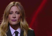 Le Iene, il monologo di Francesca Fagnani sui diritti delle giornaliste | Video Mediaset Francesca Fagnani a Le Iene