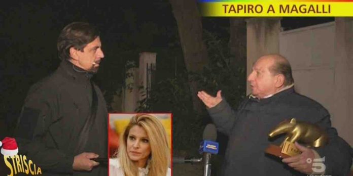 Tapiro a Giancarlo Magalli, la consegna a Striscia La Notizia | Video Mediaset tapiro Giancarlo magalli a striscia la notizia
