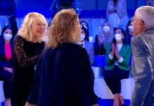 C’è Posta per te, Antonio ritrova Pompea e dice a Maria: “Dai da mangiare a tanta gente” | Video Witty Tv C'è Posta per te Antonio e Pompea