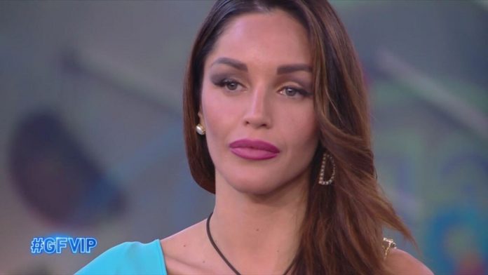 GF Vip, Delia Duran entra in Casa, è una nuova concorrente: il suo ingresso | Video Mediaset Delia Duran entra in Casa