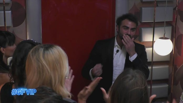 Grande Fratello Vip, la decisione di Gianmaria Antinolfi: abbandona il reality | Video Mediaset Gianmaria Antinolfi abbandona il reality