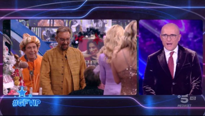 GF Vip, Kabir Bedi è un concorrente ufficiale del reality show: il suo ingresso | Video Mediaset Kabir Bedi