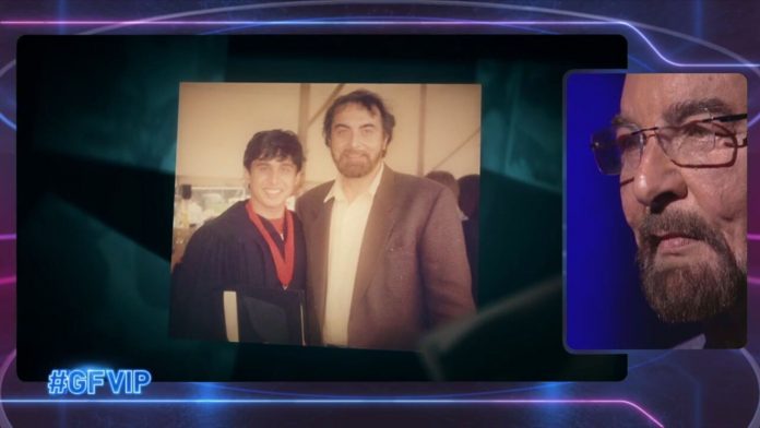 Grande Fratello Vip, la toccante storia di Kabir Bedi per la perdita del figlio Siddharth | Video Mediaset Kabir e la perdita del figlio