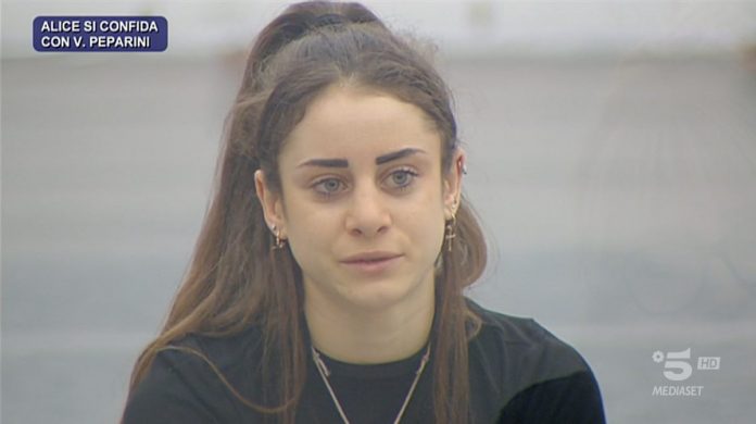Amici 21, la ballerina Alice si confida con Veronica Peparini: “Sono stata molto male…” | Video Witty Tv Amici 21 Alice