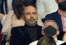 Checco Zalone a Sanremo 2022: il suo monologo al Festival non convince proprio tutti | VIDEO Checco Zalone Sanremo 2022
