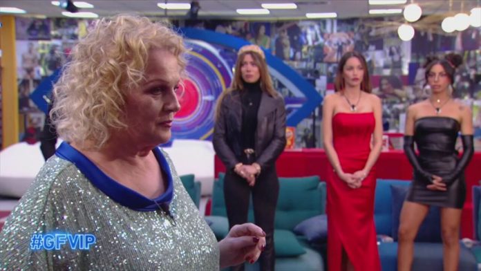 Grande Fratello Vip, chi è uscito ieri sera giovedì 24 2022? Eliminata Katia Ricciarelli | Video Mediaset Katia eliminata